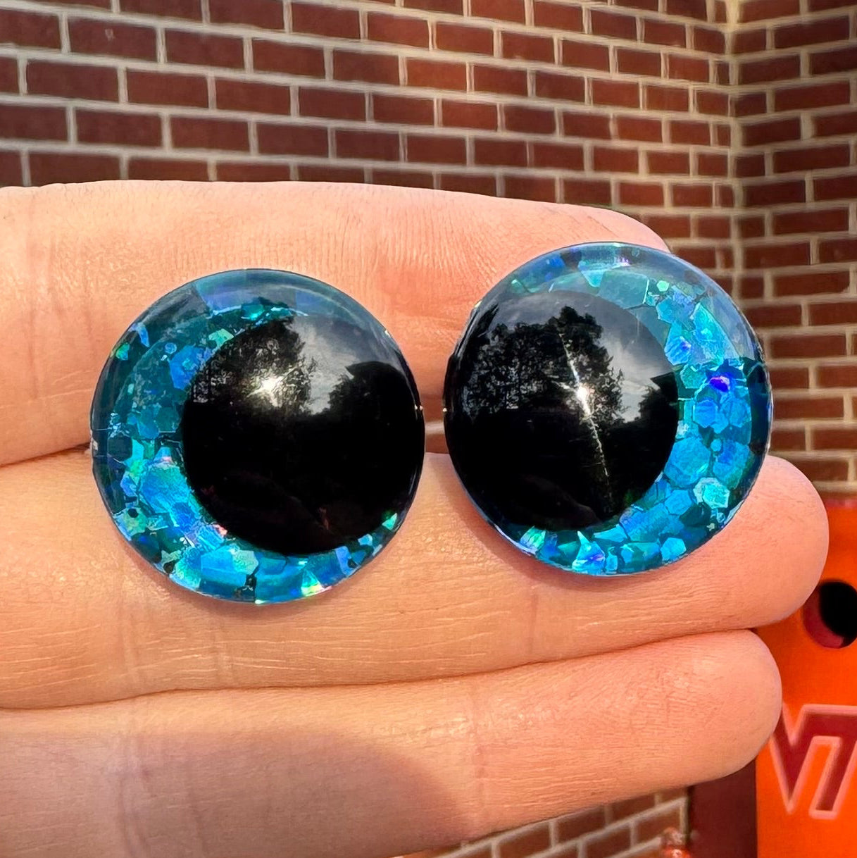 Caribbean Glitter Painted Safety Eyes