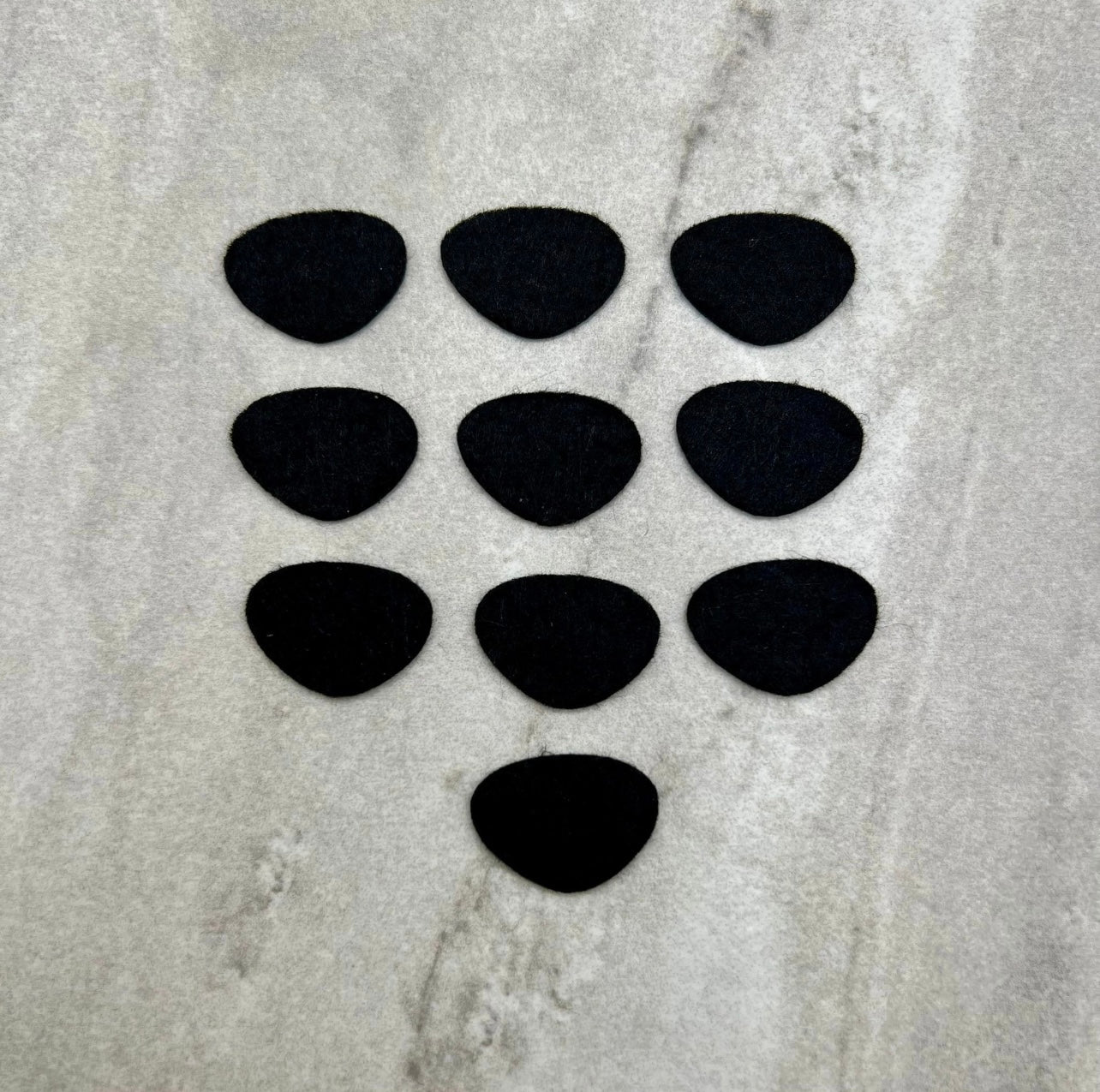 Regular Noses - Black (10 pack)